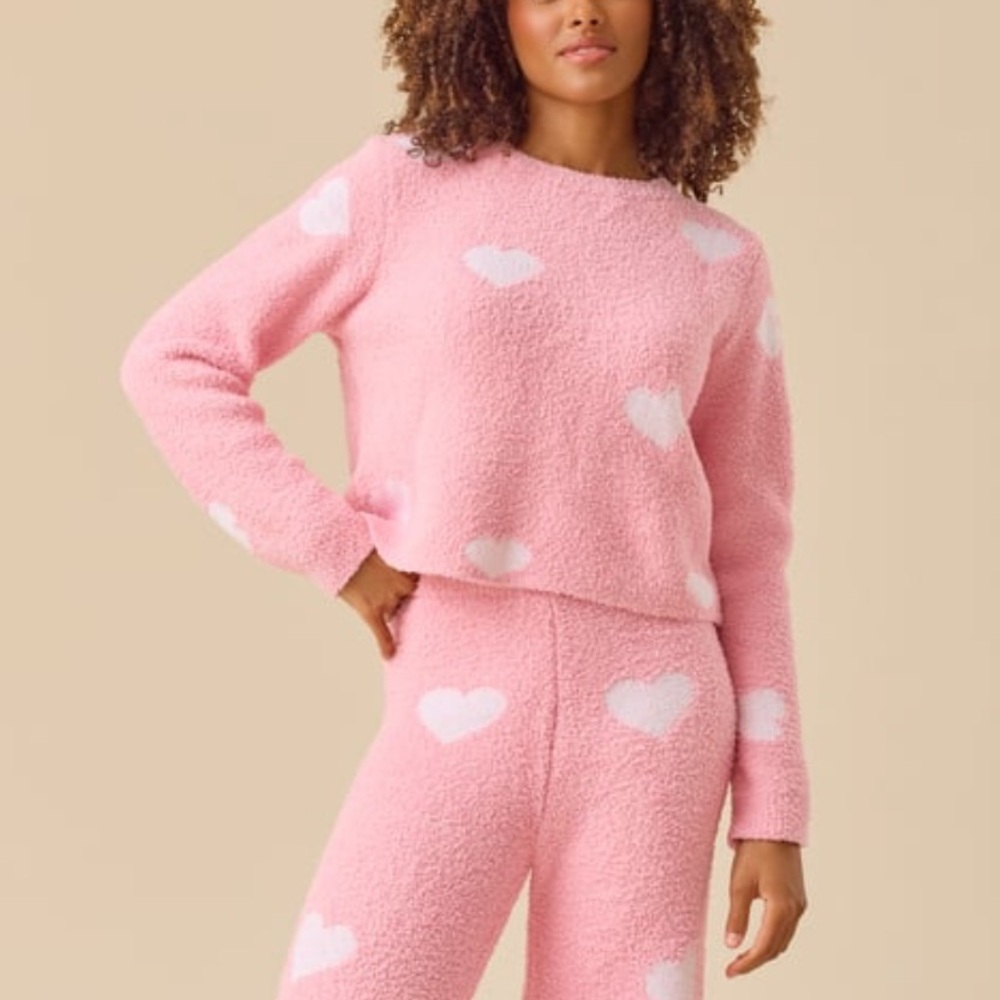 Altar’d State Arianna Teddy Heart Pullover